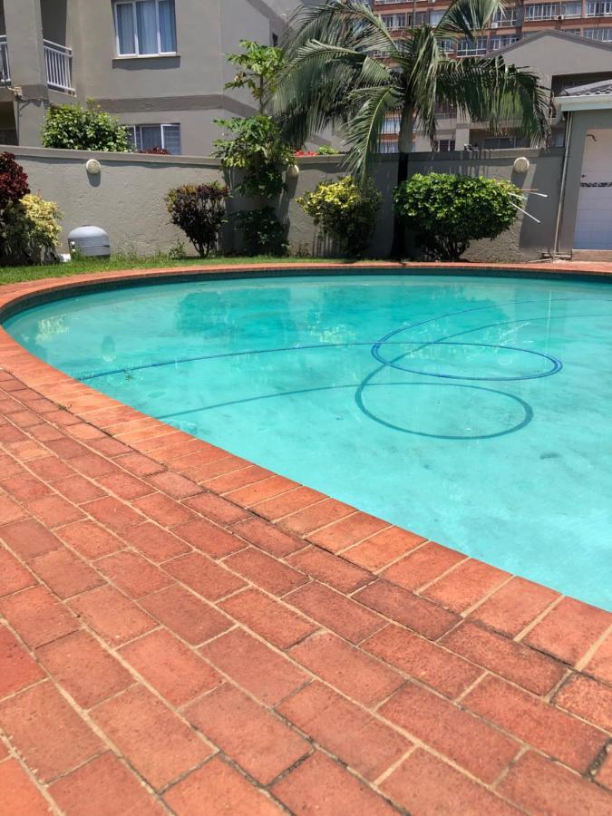 Summer Sands - Durban North Beach Accommodation Exterior photo