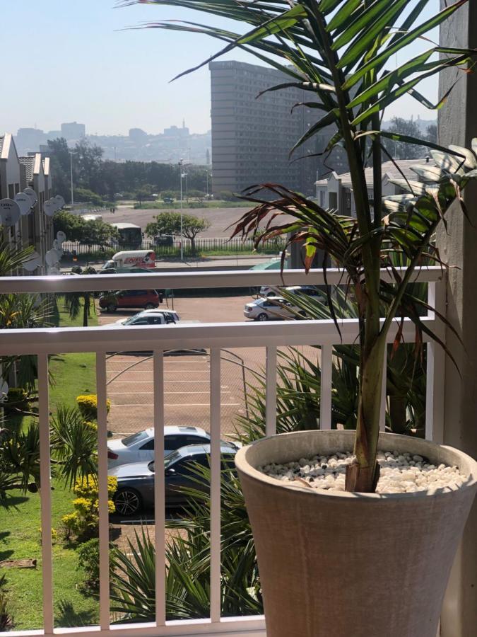 Summer Sands - Durban North Beach Accommodation Exterior photo